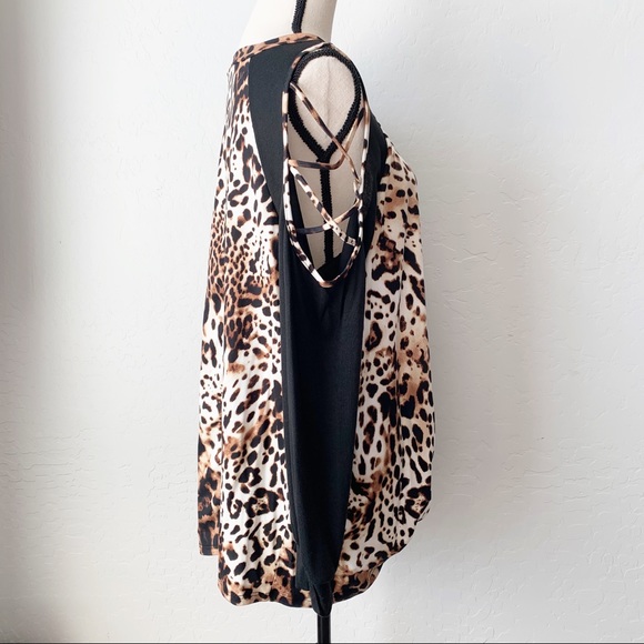 Crisscross Shoulder Leopard Print Top - Picture 6 of 8
